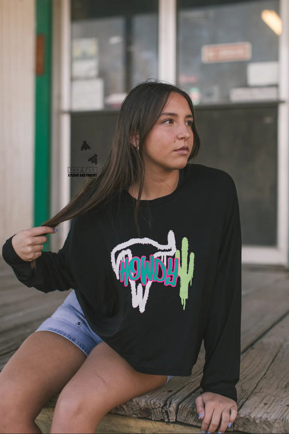 Howdy Drippy Long Sleeve Graphic T-Shirt