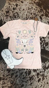 Desert Icon Graphic Tee / Western Fashion Graphic Cactus Tee Snake Boot